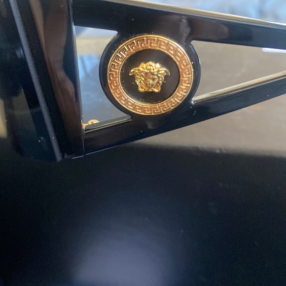 New Versace Shield Sunglasses - Picture 5 of 11